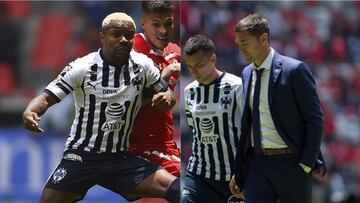 Diego Alonso y Dorlan Pabón se habrían enfrentado en el vestidor