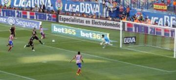 Liga Bbva. Atlético de Madrid - Rayo Vallecano. 2-0. Diego Csota marca el segundo a pase de Arda Turan.