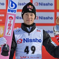 Kobayashi vuelve a volar