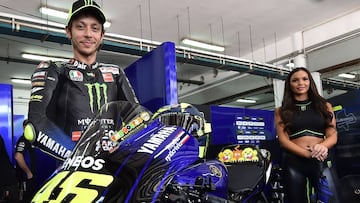 Valentino Rossi en la presentaci&oacute;n de Yamaha 2020 en Sepang.