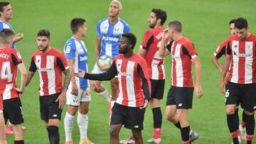 Imagen de los jugadores del Athletic Club de Bilbao en el encuentro ante el CD Legan&eacute;s.