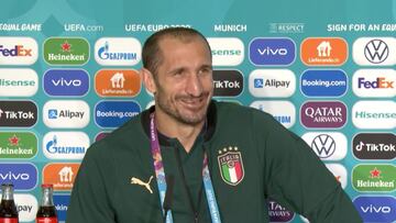 Chiellini y Messi sin contrato: escuchen la broma del capitán italiano cuando se lo recordaron