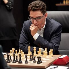 Caruana reacciona y hace sufrir a Carlsen en el segundo empate