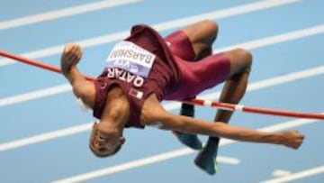 El catarí Mutaz Essa Barshim ha vencido en salto de altura en los Mundiales en sala de Sopot (Polonia).