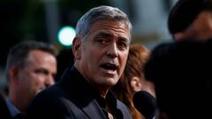 El vídeo del aparatoso accidente en moto de George Clooney