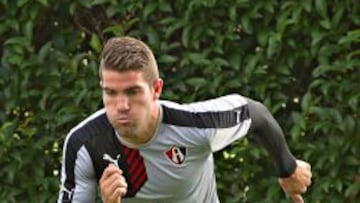 Greg Garza no podrá ver acción con Atlas ni con la selección de EU.