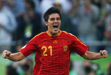 Villa marcó de penalti en la derrota de España (1-3) en el Mundial 2006 ante Francia convirtiéndose así en el máximo goleador de la Selección en el torneo empatado con Fernando Torres.