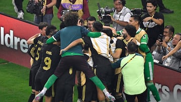 Jul 6, 2025; Houston, Texas, USA; Mexico midfielder Edson Alvarez (4) celebrates with teammates after scoring a goal against the United States of America in the second half during the 2025 Gold Cup Final at NRG Stadium. Mandatory Credit: Jerome Miron-Imagn Images