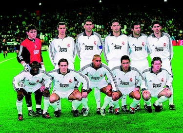 Tras ganar la Octava Copa de Europa, Lorenzo Sanz decidió convocar elecciones para reafirmar su legitimidad como presidente, también para presidir el año del centenario madridista (2002) y comenzar a preparar tan magnánimo acontecimiento con tiempo. Sin embargo, en las elecciones celebradas el 16 de julio, los socios decidieron que el nuevo presidente fuese Florentino Pérez, un candidato que ya se había presentado en otras elecciones (en 1995, cuando le derrotó Ramón Mendoza). Días antes se extendió el rumor de que tenía atado a Luis Figo, capitán y líder del Barcelona. Dicho y hecho. Tras pagar 60 millones de euros (10.000 millones de pesetas) por el portugués, Figo fue presentado como nuevo jugador del Madrid. Pero el luso no llegó solo: también recalaron en el club blanco Makelele, Solari, Celades, Munitis y Flavio Conceiçao. También hubo bajas como la de Redondo (vendido al Milan por 18 millones de euros) o Anelka (traspasado por 30 millones al PSG). En el banquillo continuaba Vicente del Bosque como recompensa por su trabajo al hacer al equipo campeón de Europa.  Las cosas no fueron bien en los primeros meses de competición, con derrotas ante equipos como el Mallorca (0-2 en el Bernabéu) y el Numancia (3-1). También la derrota ante el Barcelona (2-0), con pitadas y lanzamientos de objetos al campo cada vez que Figo tocaba el balón. Pero a partir de la décima jornada de Liga las cosas empezaron a cambiar. El Real Madrid le endosó un claro 5-1 a Las Palmas. Una victoria que le ayudó a recuperar la confianza. A partir de ese partido encadenó nueve victorias consecutivas que le auparon al liderato antes del final de la primera vuelta. Sacaba cinco puntos al Deportivo (42 por 37) y seis al Barcelona (tenía 36 en su casillero). Y, de esa manera afrontó la segunda parte del campeonato: como si fuera una carrera de fondo. Los blancos aguantaron cómodamente su condición de líder del torneo. Tras caer ante el Mallorca (1-0) en la jornada 27, los blancos enlazaron otros 11 encuentros sin perder. A falta de dos jornadas para el final, una goleada ante el Alavés (5-0) le permitió levantar una nueva Liga. La 28. La primera de Florentino Pérez. La primera del Siglo XXI.