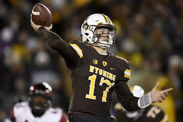 Con el pick global número 3, los New York Jets eligen a... Josh Allen, quarterback de Wyoming.