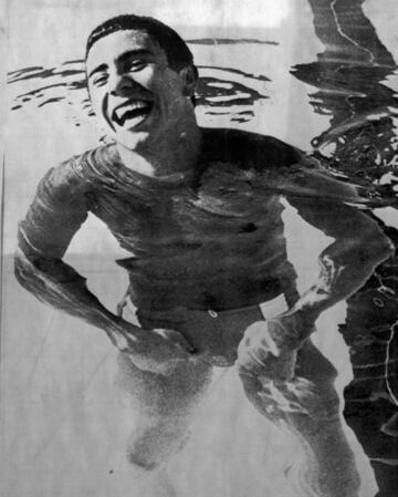 El deporte mexicano lloró este mes el adiós de Guillermo Echevarría, el único nadador del país que logró batir un récord mundial. Fue el 7 de julio de 1968, cuando marcó un registro de 16 minutos, 28 segundos y 1 décima en los 1.500 metros libres, en Santa Clara, California (Estados Unidos). Echevarría amaneció sin vida el 24 de noviembre a la edad de 73 años, debido a un paro cardiorrespiratorio.