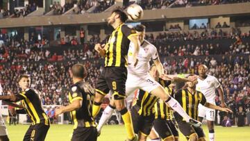 Liga de Quito 2-0 Pe?arol: resumen, goles y resultado