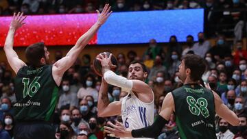 09/01/22 BALONCESTO PARTIDO ACB ENDESA
Club Joventut Badalona v Real Madrid
Vives (16) Club Juventut Badalona
Albade (6) Real Madrid
Ante Tomic (88) Club Juventut Badalona