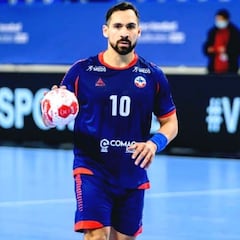 Chile va a su séptimo Mundial consecutivo y no hay TV abierta: “Hay poco compromiso social y deportivo”