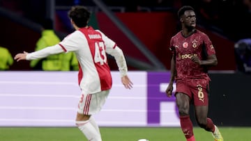 Davinson se lleva el triunfo con Galatasaray en su regreso a Ámsterdam