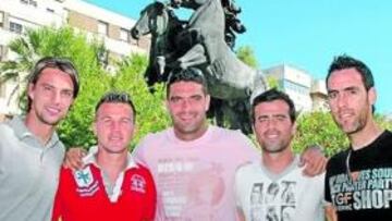 <b>CINCO DE LOS SIETE. </b>Prieto, Antoñito, Míchel, Redondo y Abel.