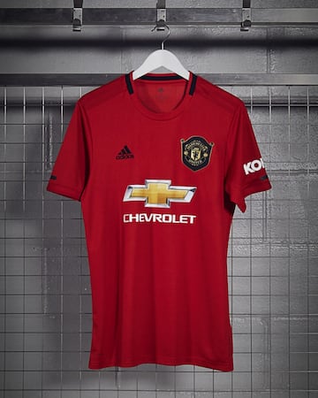 Man United launch new season kit, inspired by 98/99 treble win