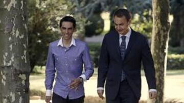 Zapatero a Contador: "Estoy seguro de que vas a ganar el cuarto"