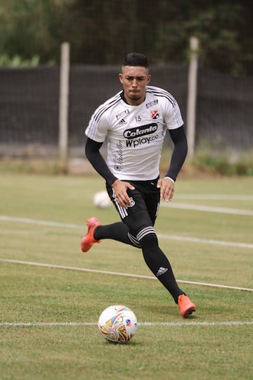 El equipo dirigido por David González quiere avanzar hasta la fase de grupos en Libertadores y trabaja pensando en el objetivo.