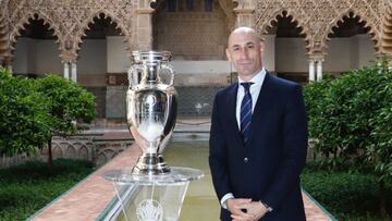 "Que Sevilla acoja la Eurocopa es muy importante para Andalucía"