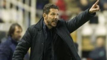 Simeone, en el partido en Vallecas.