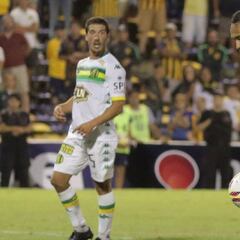 Nacional interesado en Jarlan Barrera, que saldría de Rosario