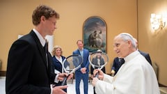 Heading for Roland Garros with the pope’s divine blessing