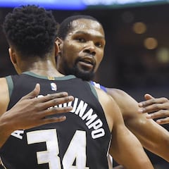 Durant soluciona el 'problema Antetokoumpo' en tres minutos