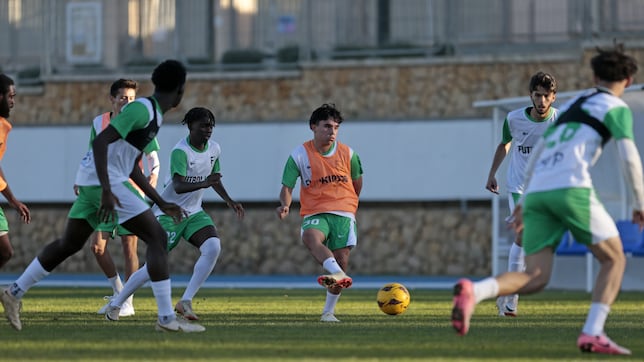 Una agencia busca lateral izquierdo para un club de la Liga en FutbolJobs