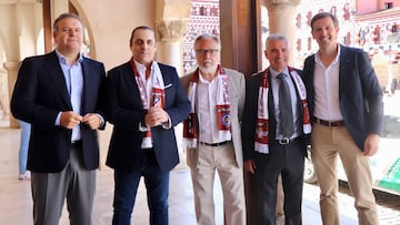 Manolo y Futre apadrinan el III Congreso Internacional de Peñas del Atlético en Badajoz