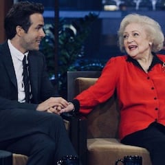 El curioso desembolso de Ryan Reynolds: 10.000 dólares por un detalle de 'Las Chicas de oro'