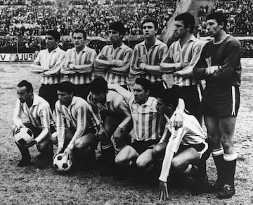 Formación del Racing de Avellaneda con la que Panadero Díaz conquistó la Copa Intercontinental en 1967. 
De pie: Agustin Mario Cejas, Alfio Basile, Roberto Perfumo, Ruben Oswaldo Diaz Figueras, Miguel Angel Mori y Oscar Raimundo Martin. Abajo: Joao Cardoso, Juan Carlos Rulli, Juan Carlos Cardenas, Norberto Santiago Raffo and Humberto Dionisio Maschio.