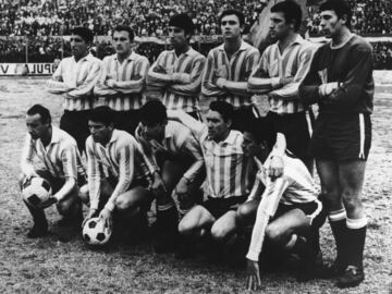 Formación del Racing de Avellaneda con la que Panadero Díaz conquistó la Copa Intercontinental en 1967. 
De pie: Agustin Mario Cejas, Alfio Basile, Roberto Perfumo, Ruben Oswaldo Diaz Figueras, Miguel Angel Mori y Oscar Raimundo Martin. Abajo: Joao Cardoso, Juan Carlos Rulli, Juan Carlos Cardenas, Norberto Santiago Raffo and Humberto Dionisio Maschio.