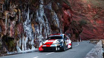 Ogier, con el Toyota en Montecarlo.