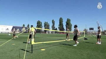 El Madrid y James hacen fut-tenis para preparar la vuelta