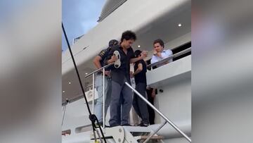La imagen de Checo P谷rez en estado ebrio en M車naco que se ha hecho viral