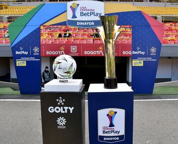 Independiente Santa Fe se impuso sobre América de Cali y se coronó, por segunda vez, campeón de la Liga BetPlay Femenina. Fany Gauto y Nubiluz Rangel anotaron los goles de la victoria. El marcador global terminó 4-1. 