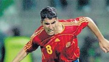 <b>TRABAJADO. </b>La Sub-21, con Raúl García en el centro del campo, cosechó un buen empate.