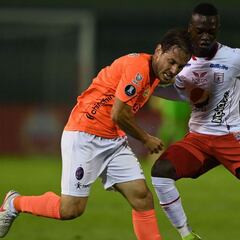 América propone, pero apenas iguala ante La Guaira