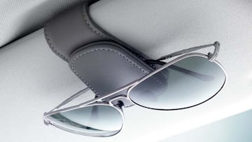 El truco para tener siempre a mano las gafas de sol en el coche está en Amazon.