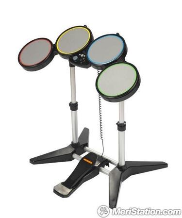 Rock Band, Primer contacto