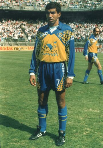 Mario de Oliveira Costa, delantero brasileño que jugó la segunda mitad de la temporada 1991/92 con el Cádiz y dejó buen recuerdo a la afición cadista con 8 goles en los 15 partidos de amarillo.