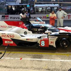 Alonso empieza con calma: cuarto el primer día de Le Mans