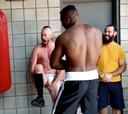 Jackass Forever, el clip en exclusiva con el campeón de pesos pesados Francis Ngannou