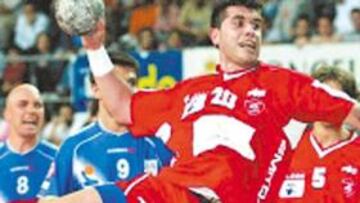 <b>GOLEADOR. </b>Prendes no perdonó y marcó 4 goles