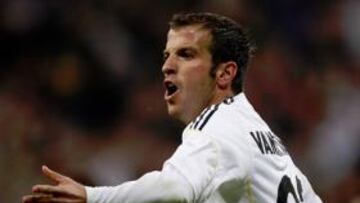 "Le doy un poquito... pero no es mano"