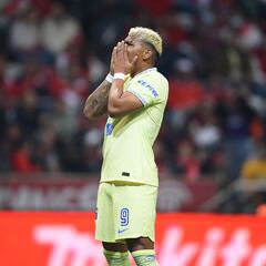 Roger Martínez, símbolo de inconsistencia en América