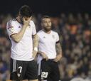 Negredo sufre un esguince de rodilla y es duda para Elche