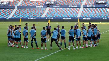 El Levante, durante un entrenamiento.