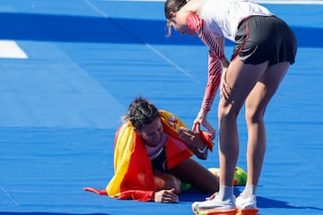 Maayouf, tras cruzar la meta en la prueba de maratón femenino de los Juegos Olímpicos. EFE/Juanjo Martín
